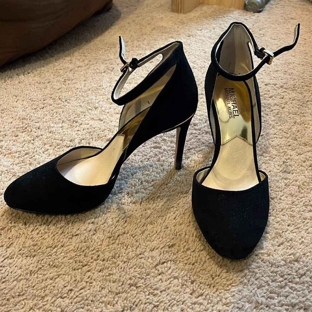 Michael Kors Closed Toe Heels
